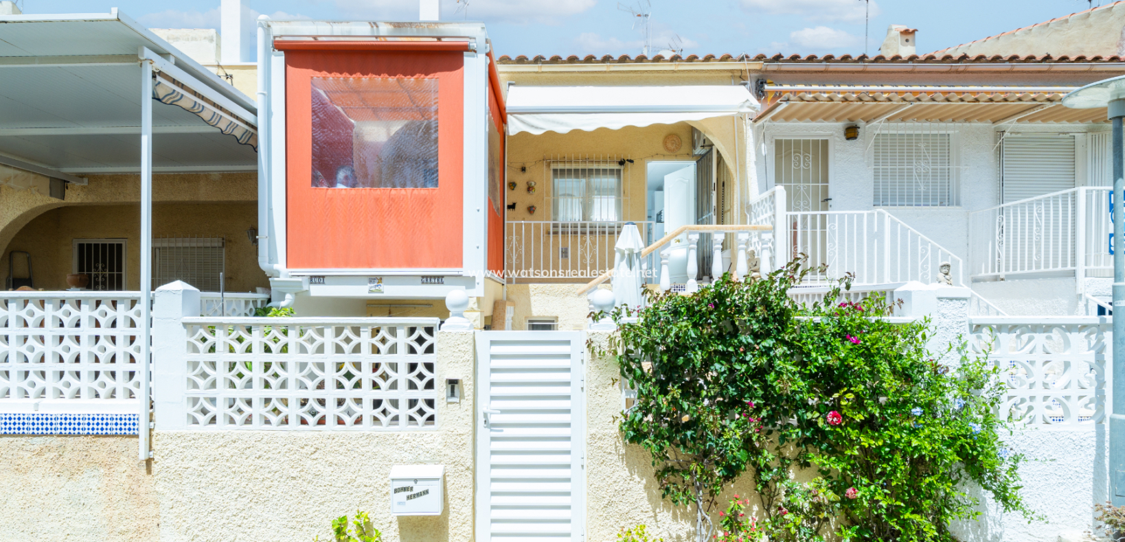 Resale - Reinhaus - Urb. La Marina