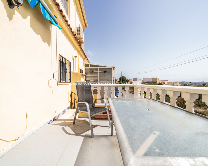 Resale - Reinhaus - Urb. La Marina