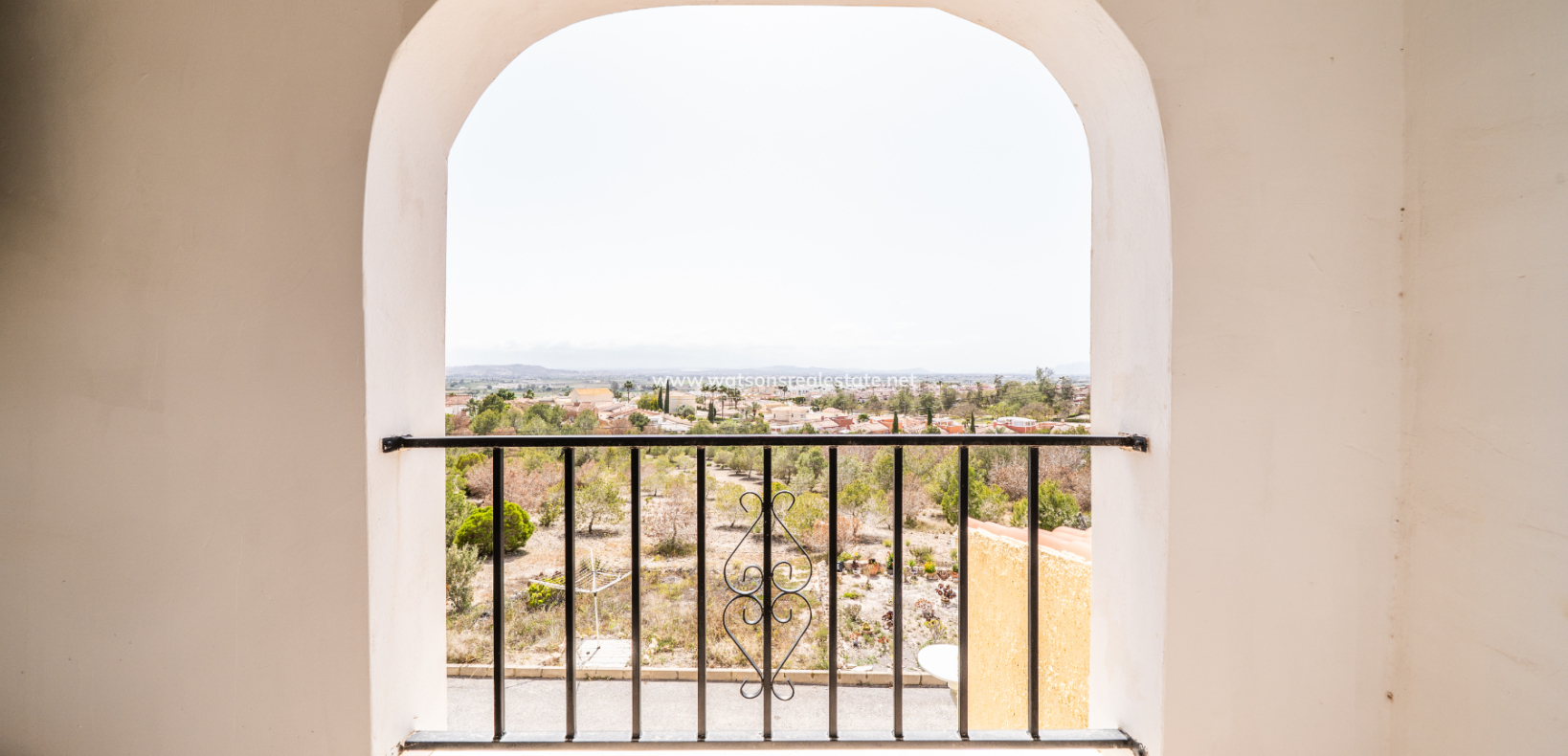 Resale - Reinhaus - Urb. La Marina