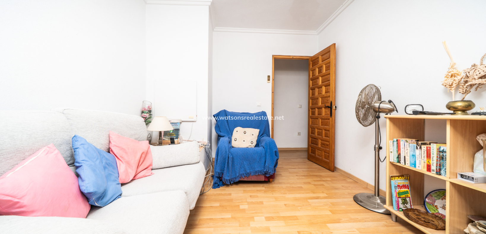 Resale - Reinhaus - Urb. La Marina