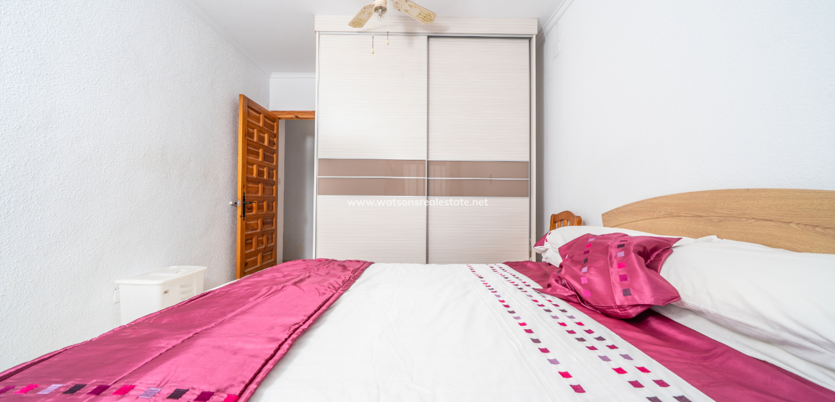 Resale - Reinhaus - Urb. La Marina