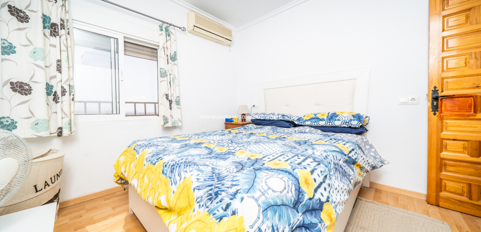 Resale - Reinhaus - Urb. La Marina