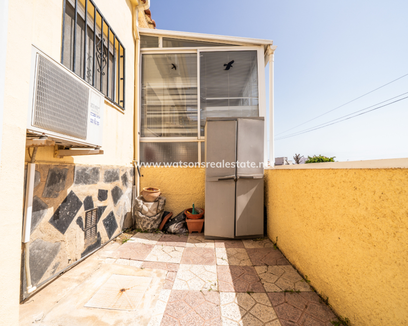 Resale - Reinhaus - Urb. La Marina