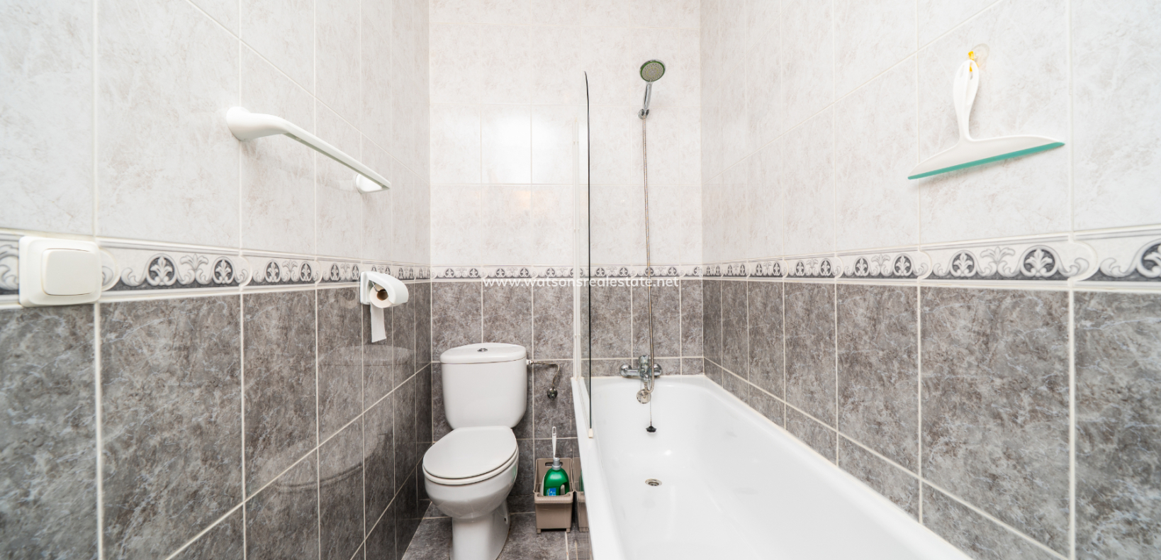 Resale - Reinhaus - Urb. La Marina