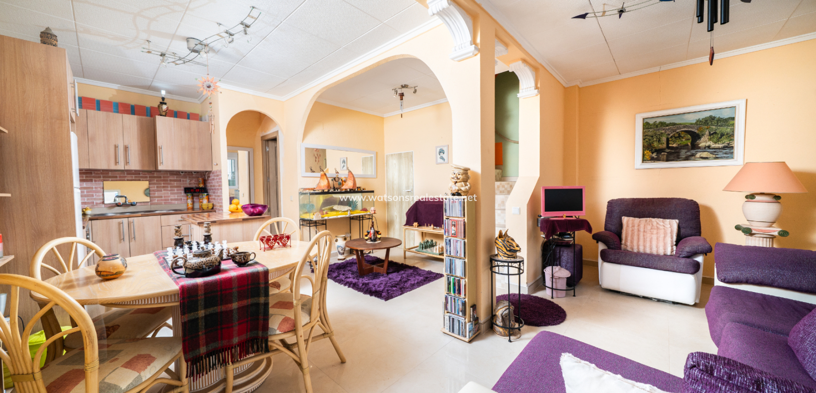 Resale - Reinhaus - Urb. La Marina