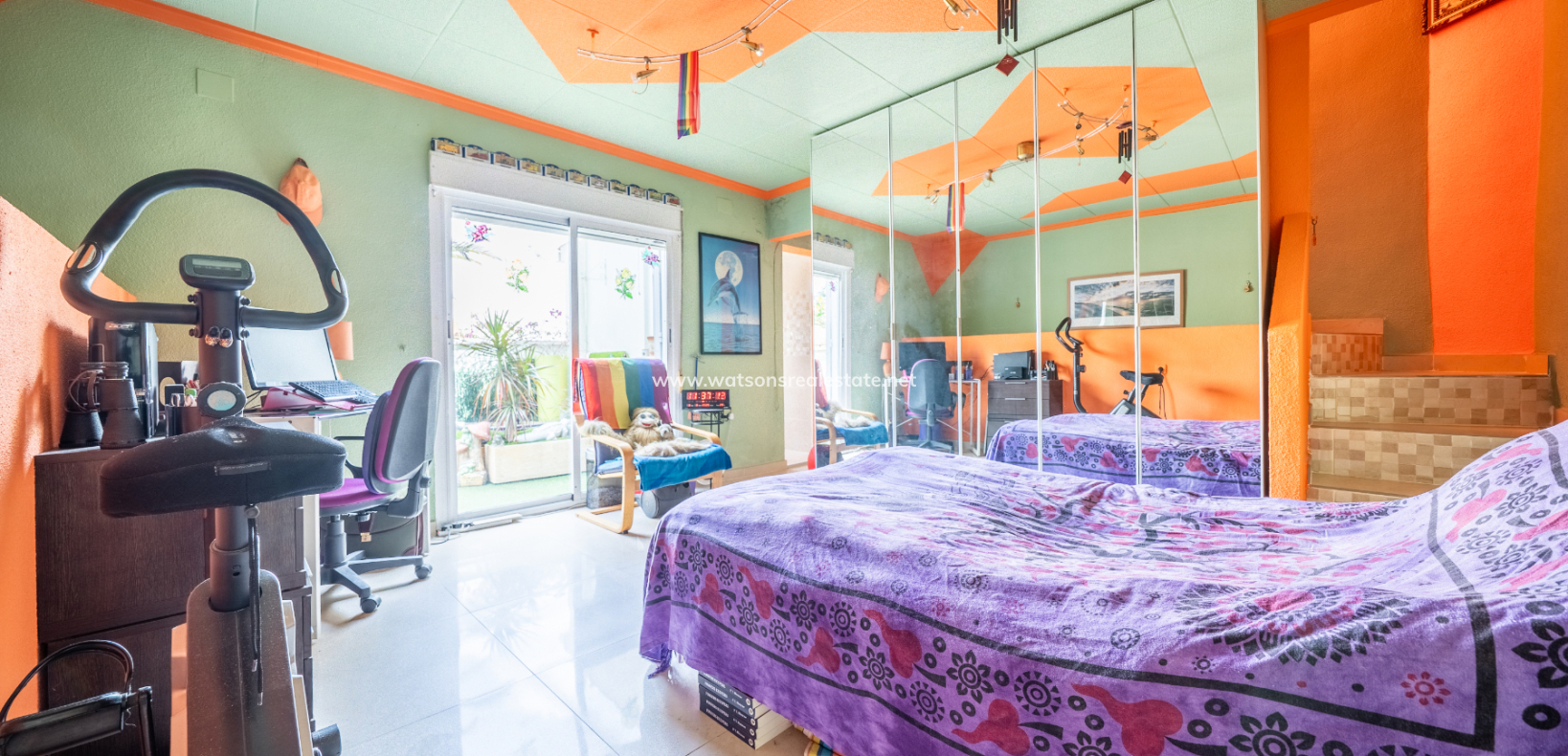 Resale - Reinhaus - Urb. La Marina