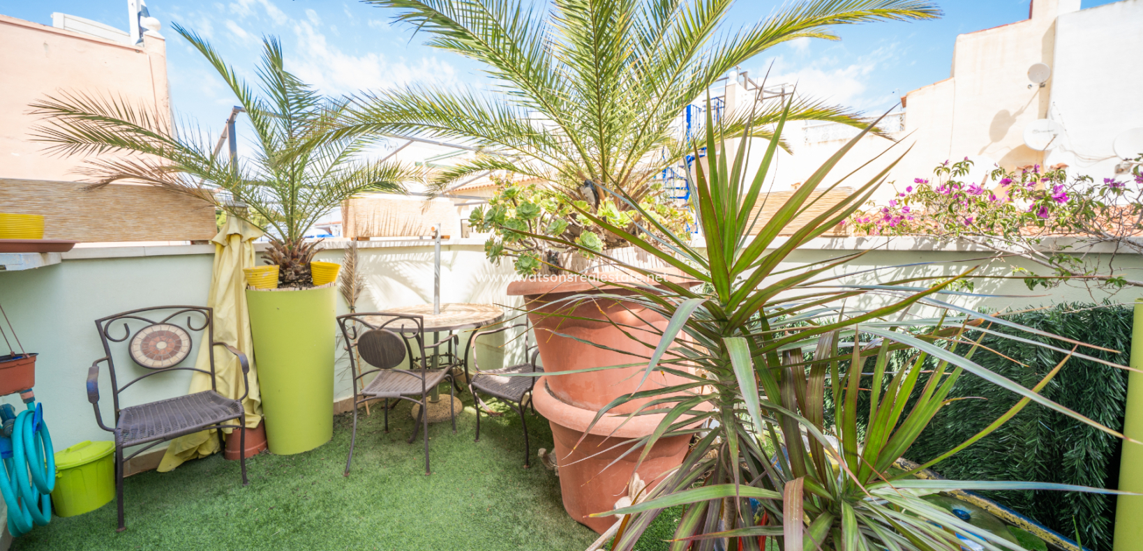 Resale - Reinhaus - Urb. La Marina