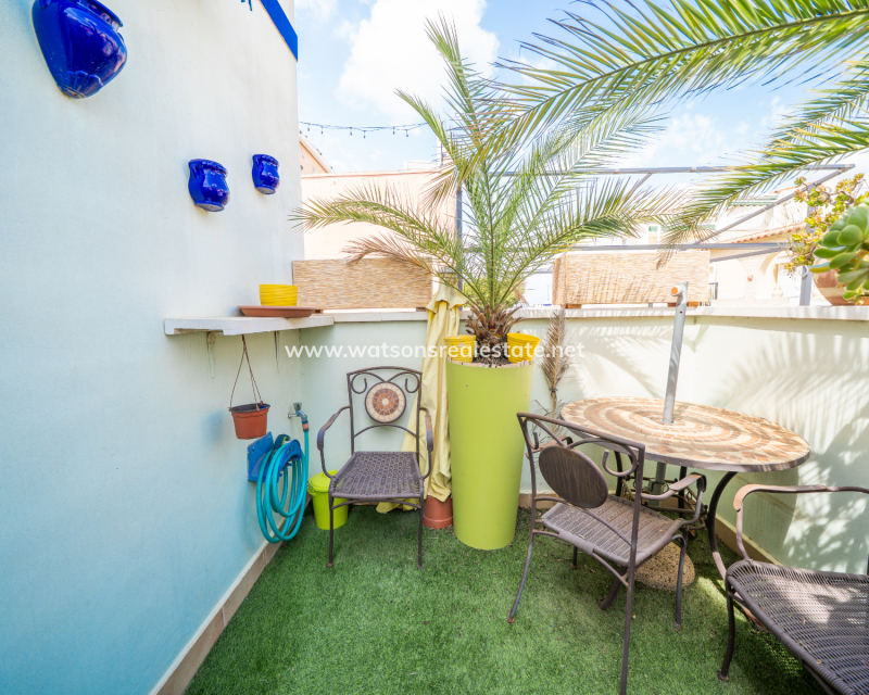 Resale - Reinhaus - Urb. La Marina