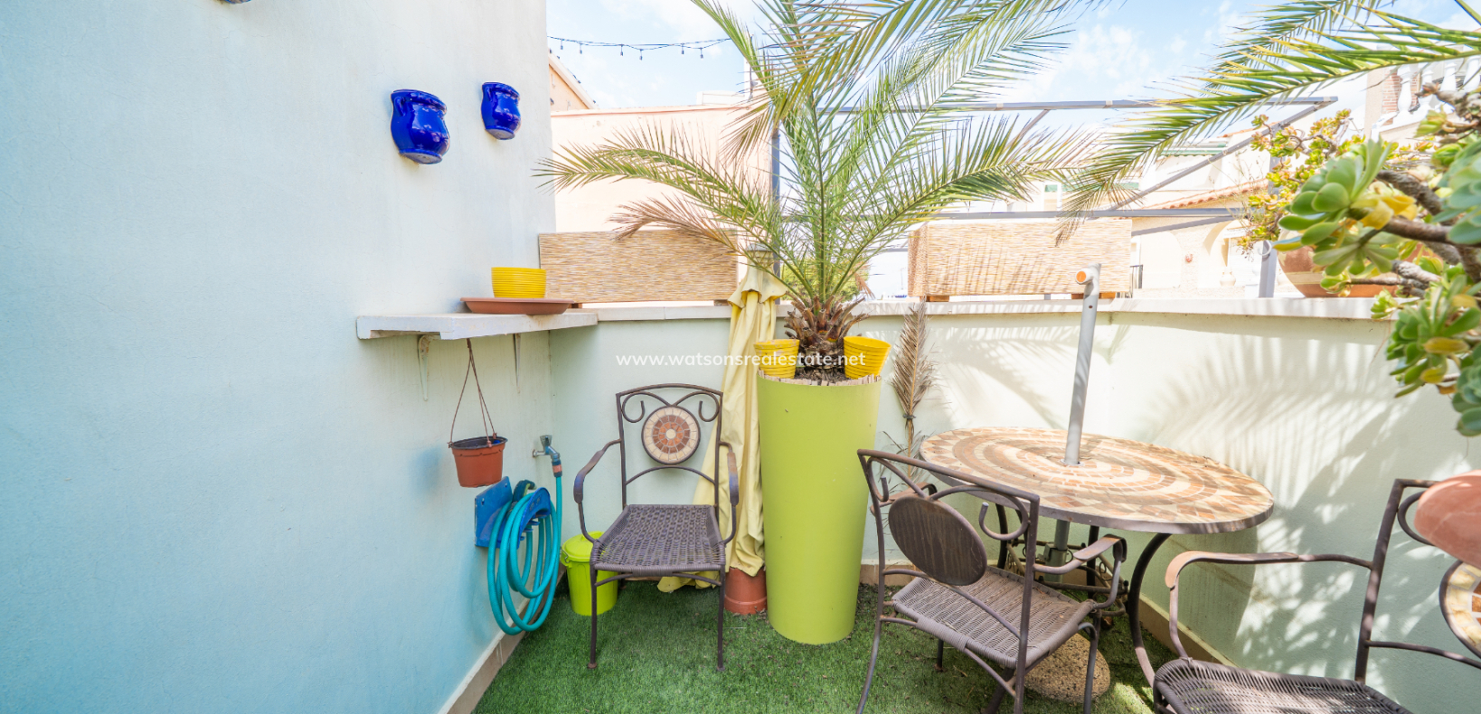 Resale - Reinhaus - Urb. La Marina