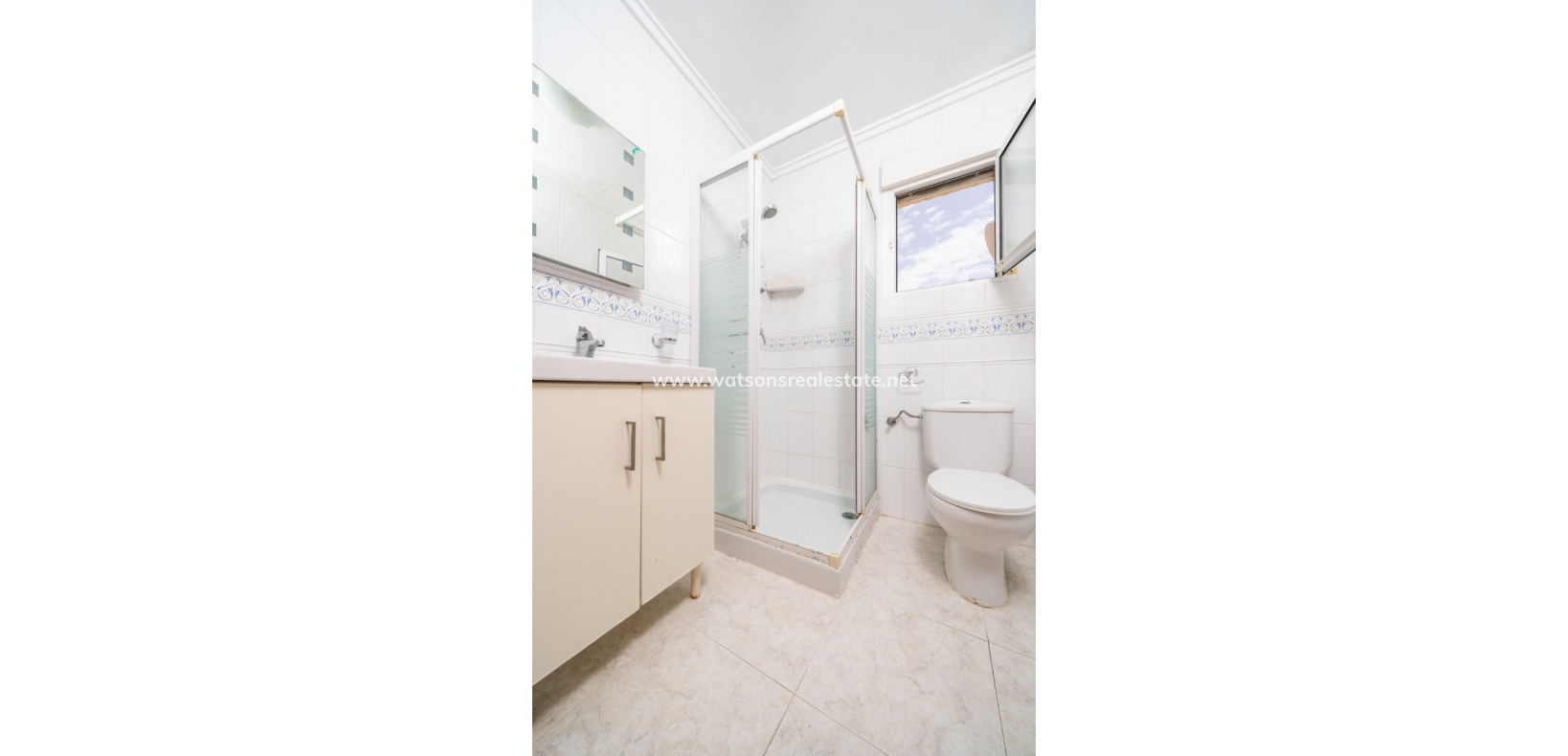 Resale - Reinhaus - Urb. La Marina
