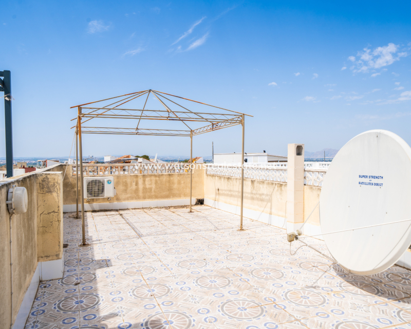 Resale - Reinhaus - Urb. La Marina