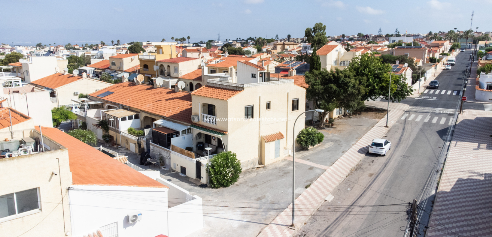 Resale - Reinhaus - Urb. La Marina