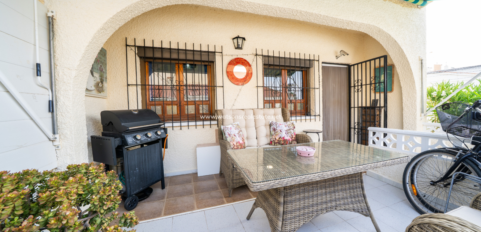 Resale - Reinhaus - Urb. La Marina