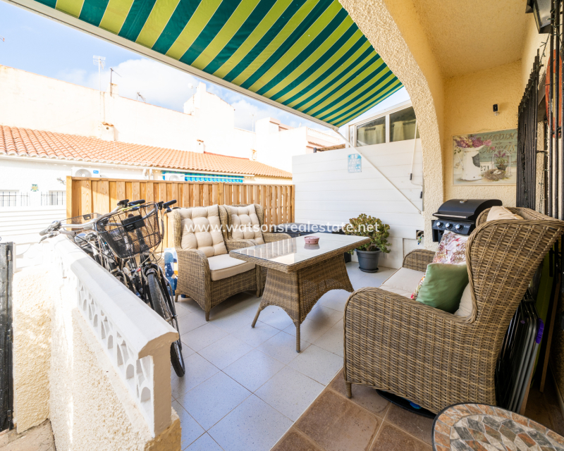 Resale - Reinhaus - Urb. La Marina