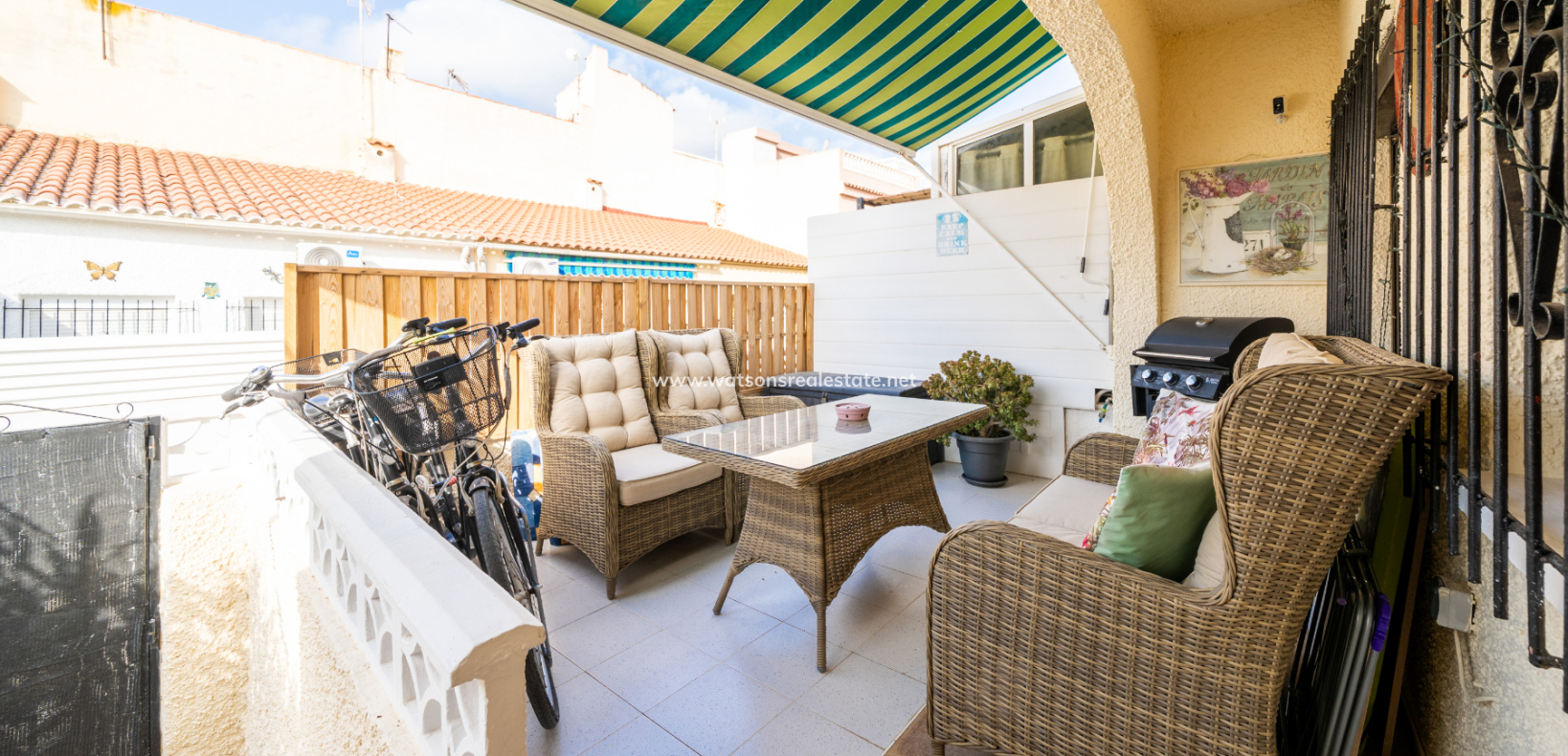 Resale - Reinhaus - Urb. La Marina