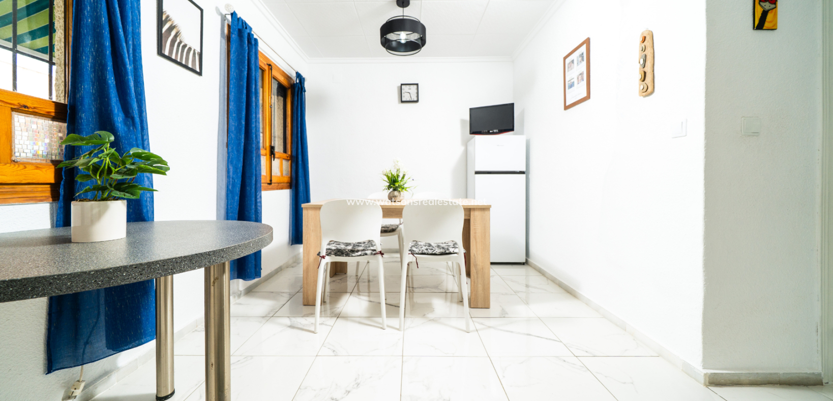 Resale - Reinhaus - Urb. La Marina