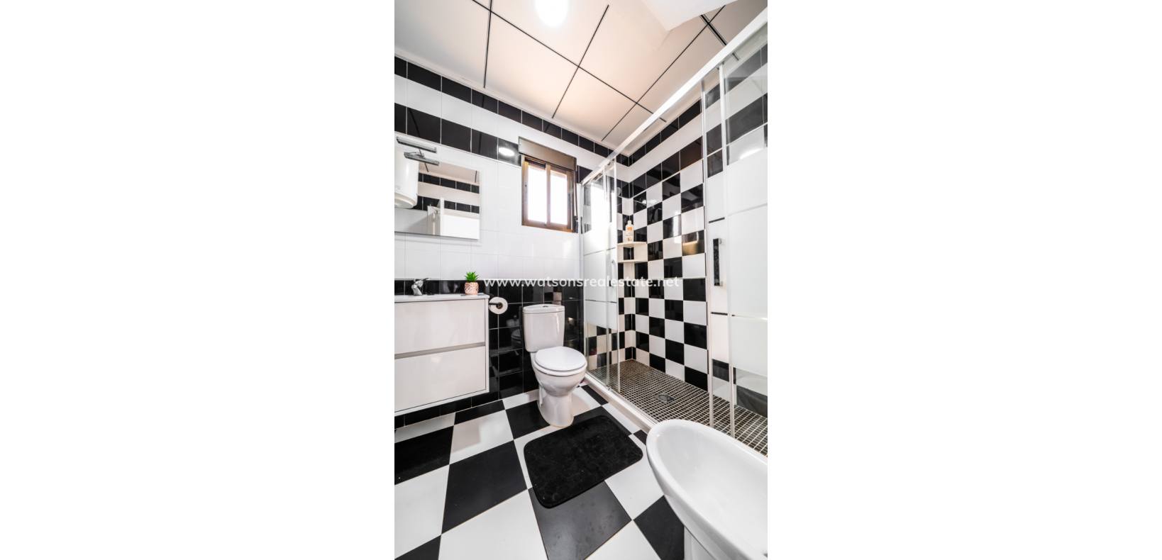 Resale - Reinhaus - Urb. La Marina