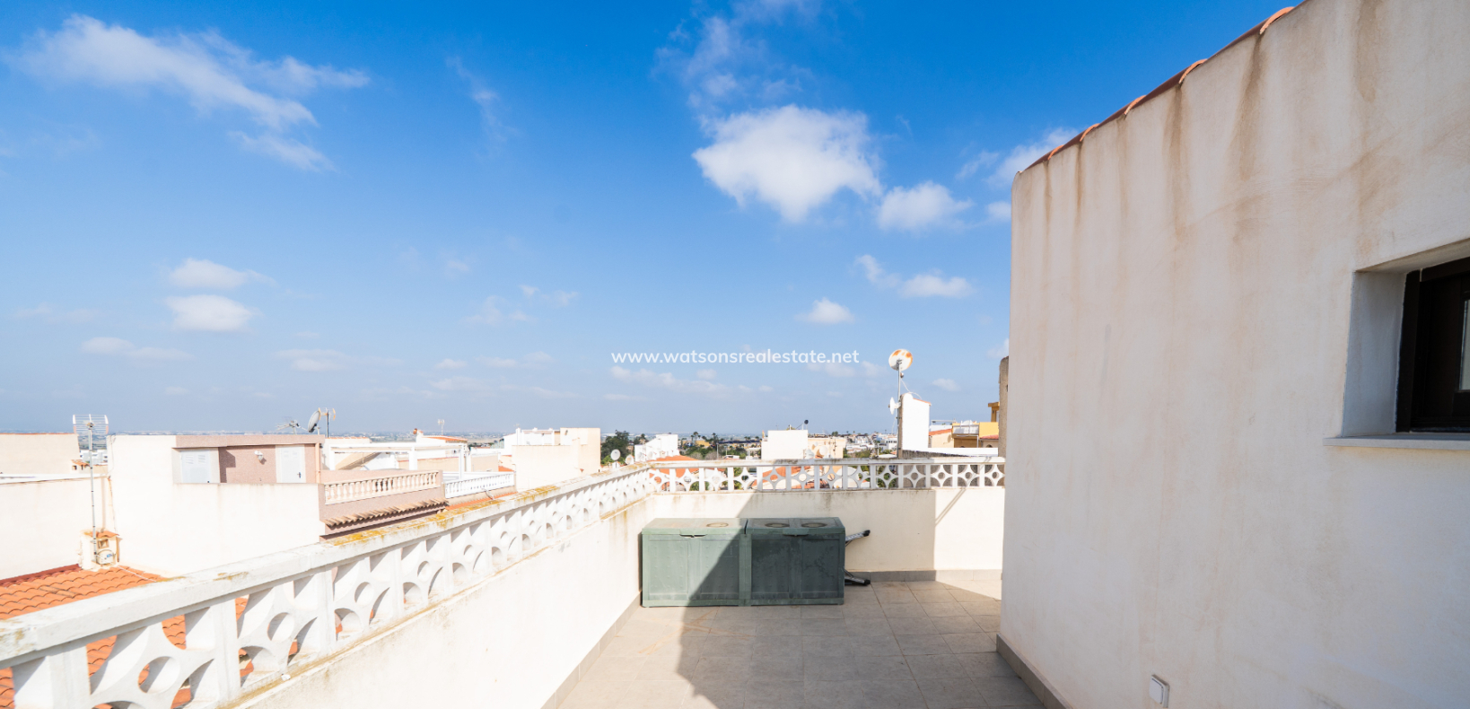 Resale - Reinhaus - Urb. La Marina