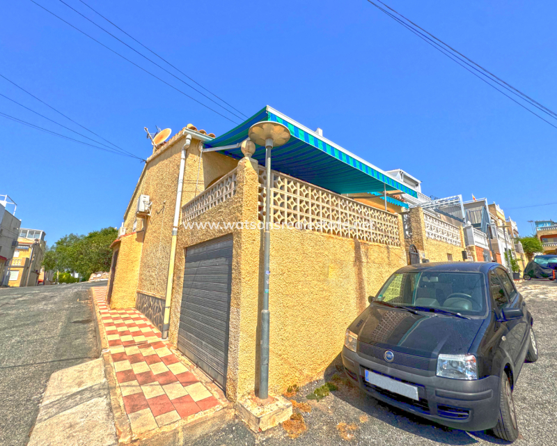 Resale - Reinhaus - Urb. La Marina