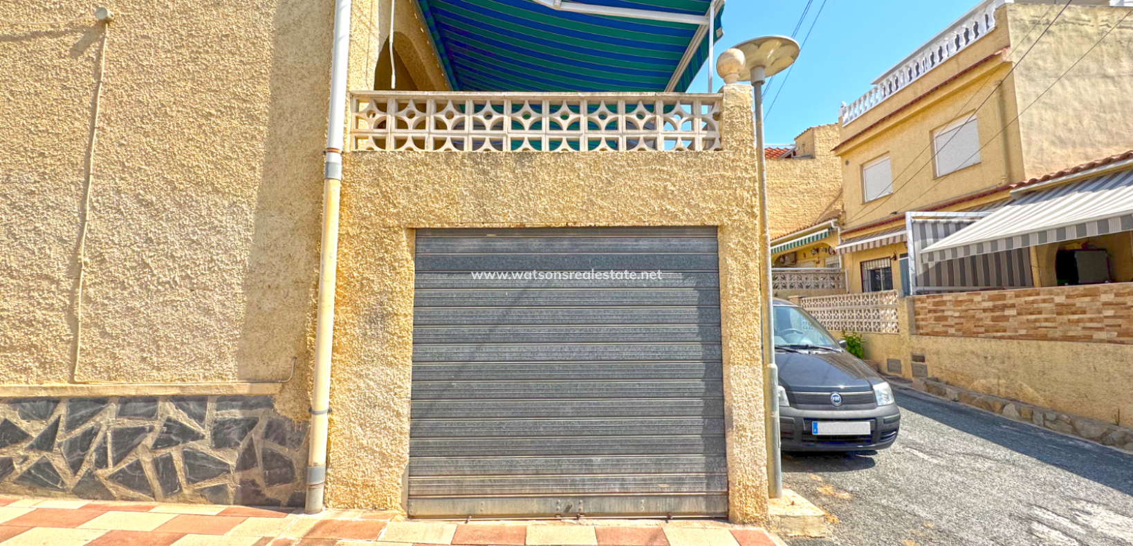 Resale - Reinhaus - Urb. La Marina