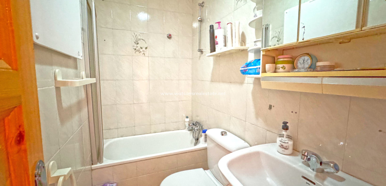 Resale - Reinhaus - Urb. La Marina