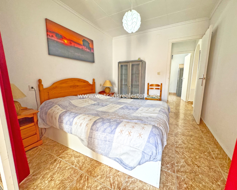 Resale - Reinhaus - Urb. La Marina