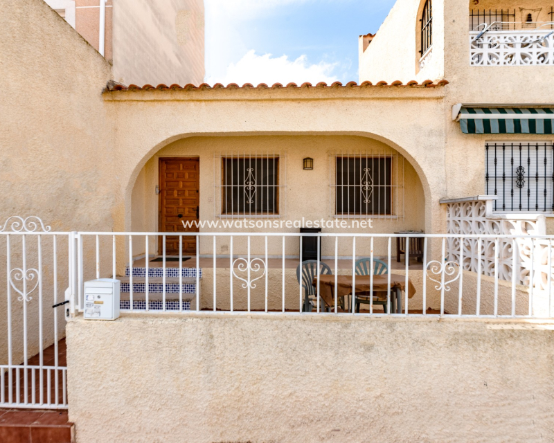 Resale - Reinhaus - Urb. La Marina