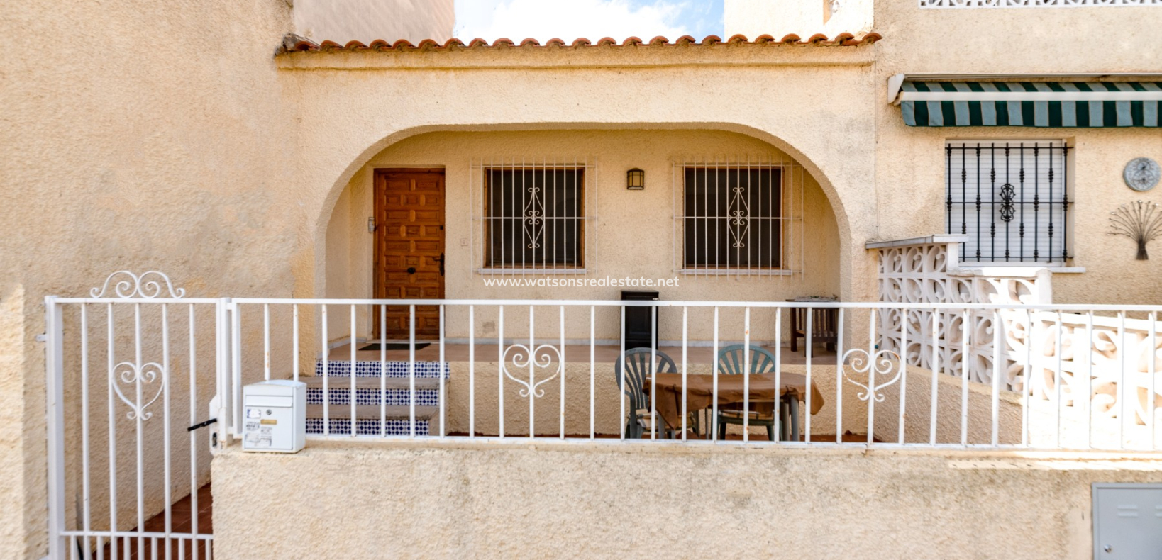 Resale - Reinhaus - Urb. La Marina