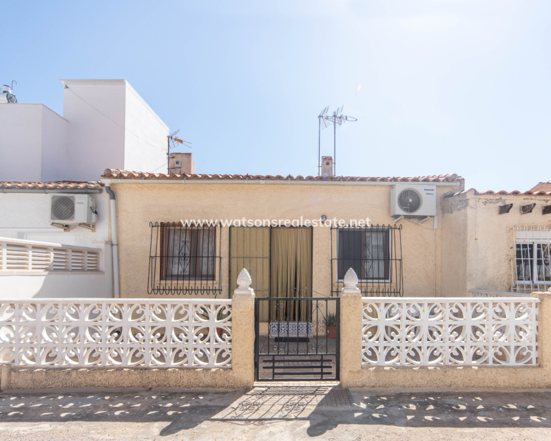Resale - Reinhaus - Urb. La Marina
