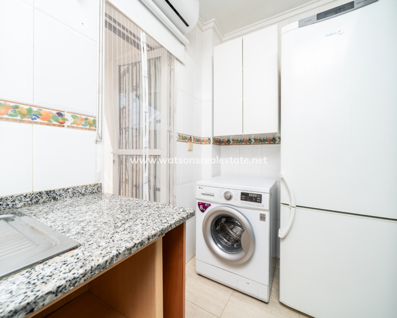 Resale - Semi-Detached - Daya Nueva