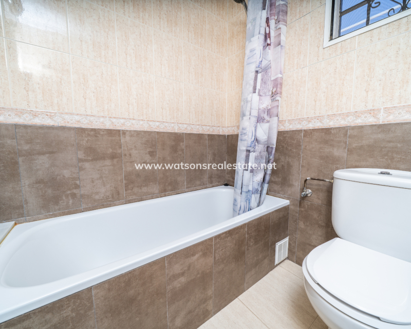 Resale - Semi-Detached - Daya Nueva