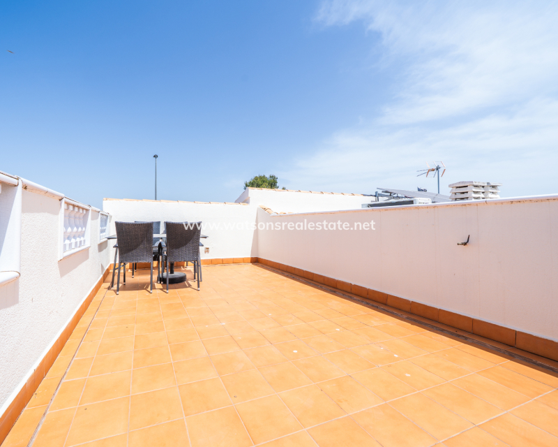 Resale - Semi-Detached - Daya Nueva
