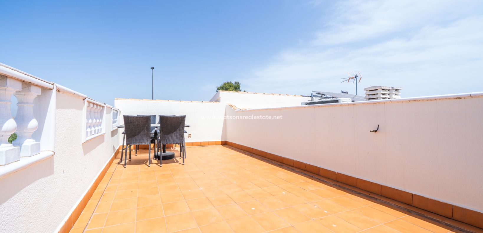 Resale - Semi-Detached - Daya Nueva