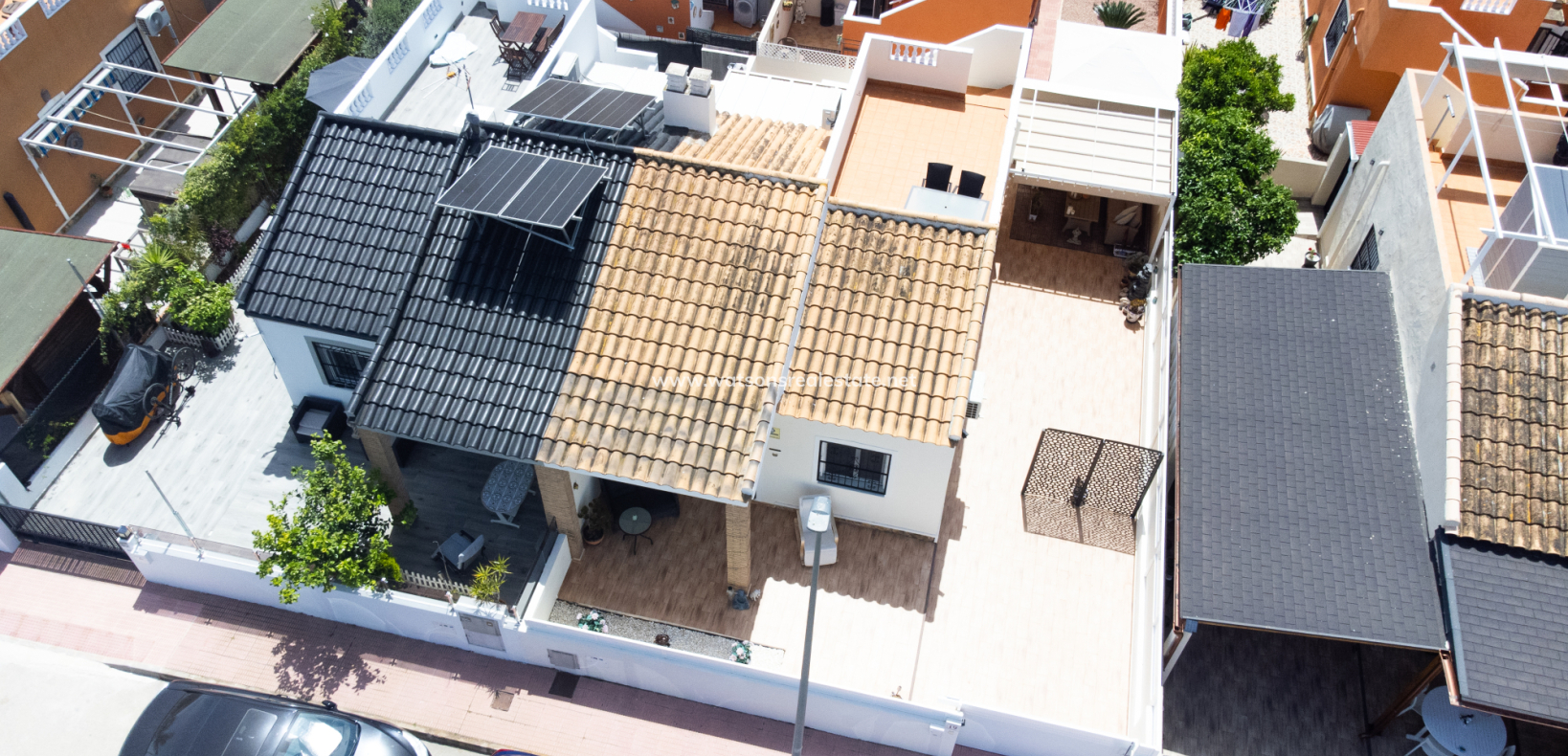 Resale - Semi-Detached - Daya Nueva