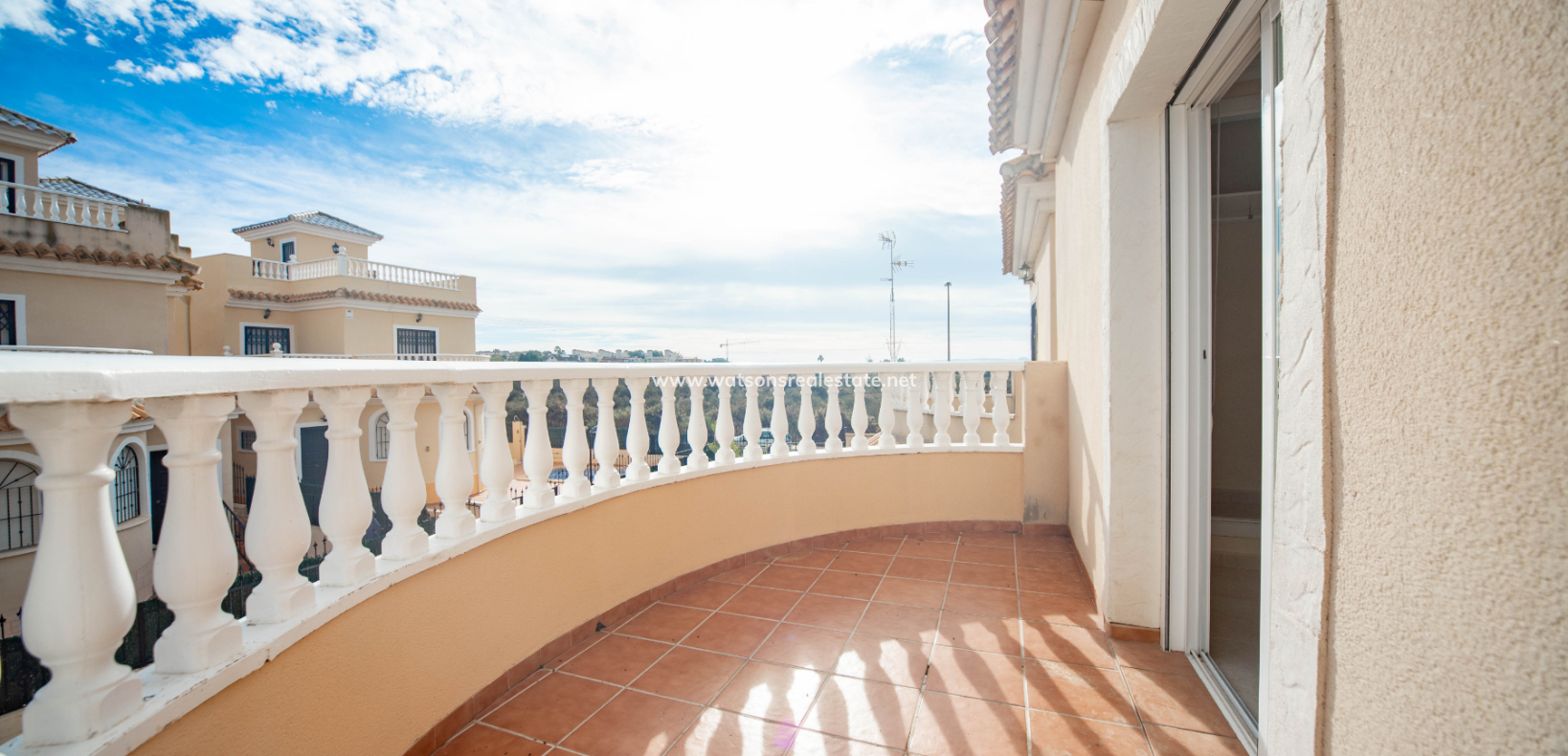 Resale - Semi-Detached - Urb. El Oasis - La Marina