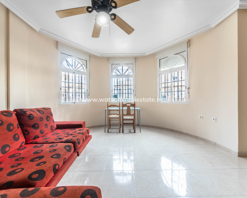 Resale - Semi-Detached - Urb. El Oasis - La Marina