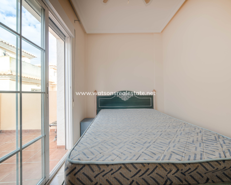 Resale - Semi-Detached - Urb. El Oasis - La Marina