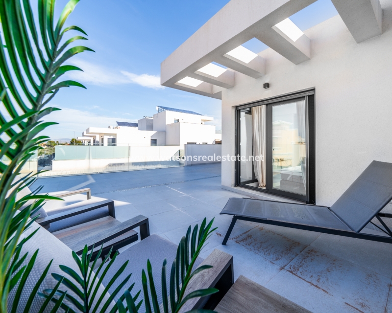 Resale - Semi-Detached - Urb. El Oasis - La Marina