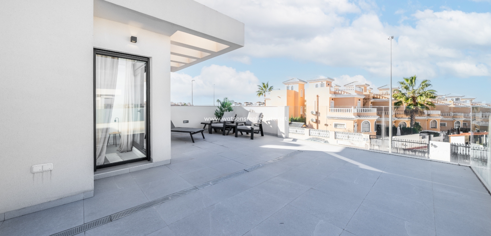 Resale - Semi-Detached - Urb. El Oasis - La Marina