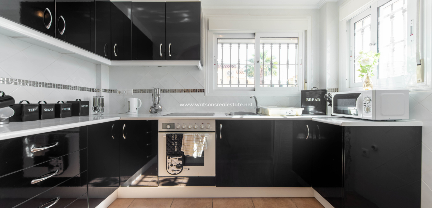 Resale - Semi-Detached - Urb. La Marina