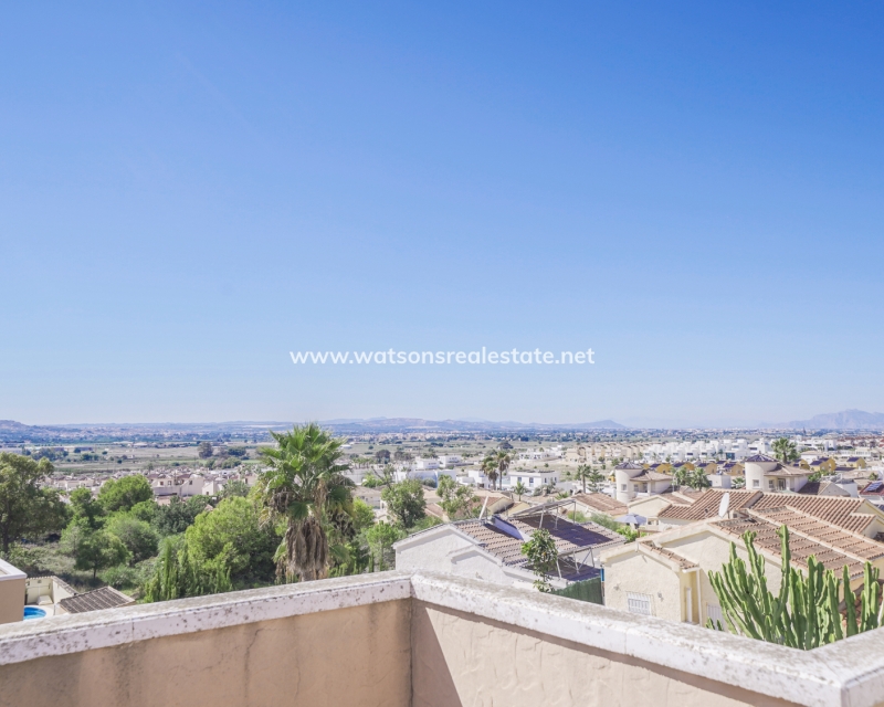 Resale - Semi-Detached - Urb. La Marina