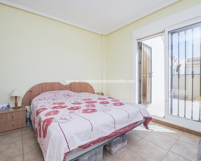 Resale - Semi-Detached - Urb. La Marina