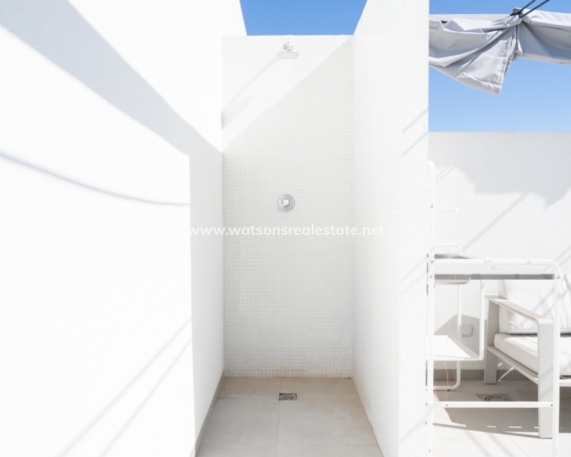 Resale - Semi-Detached - Urb. La Marina