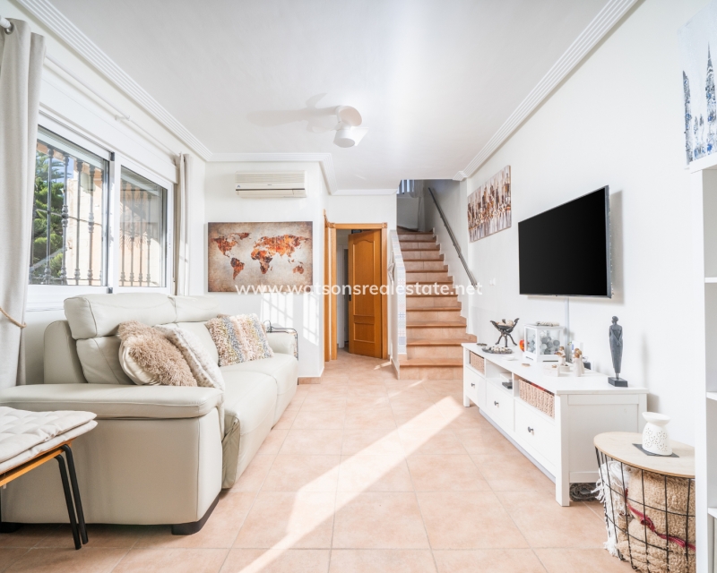 Resale - Semi-Detached - Urb. La Marina