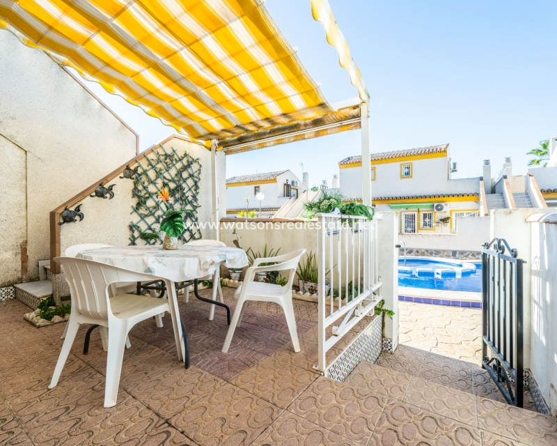 Resale - Semi-Detached - Urb. La Marina