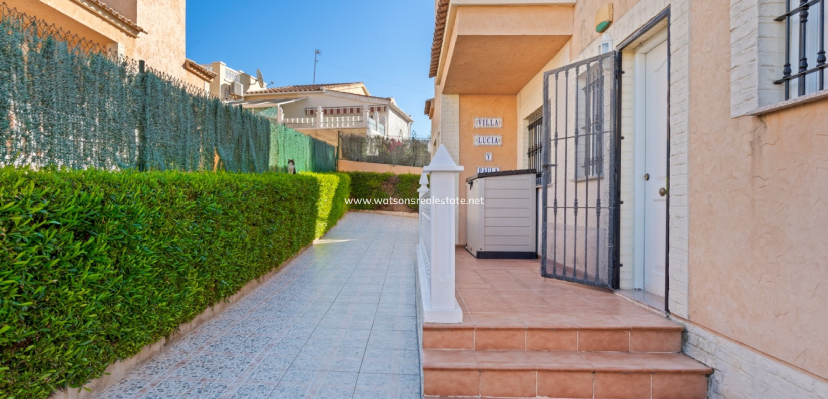 Resale - Semi-Detached - Urb. La Marina