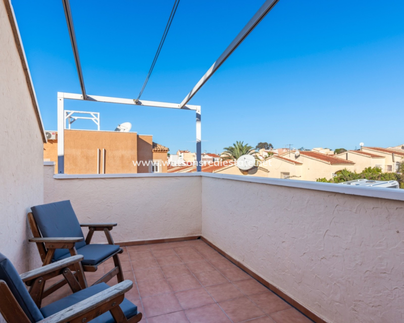 Resale - Semi-Detached - Urb. La Marina