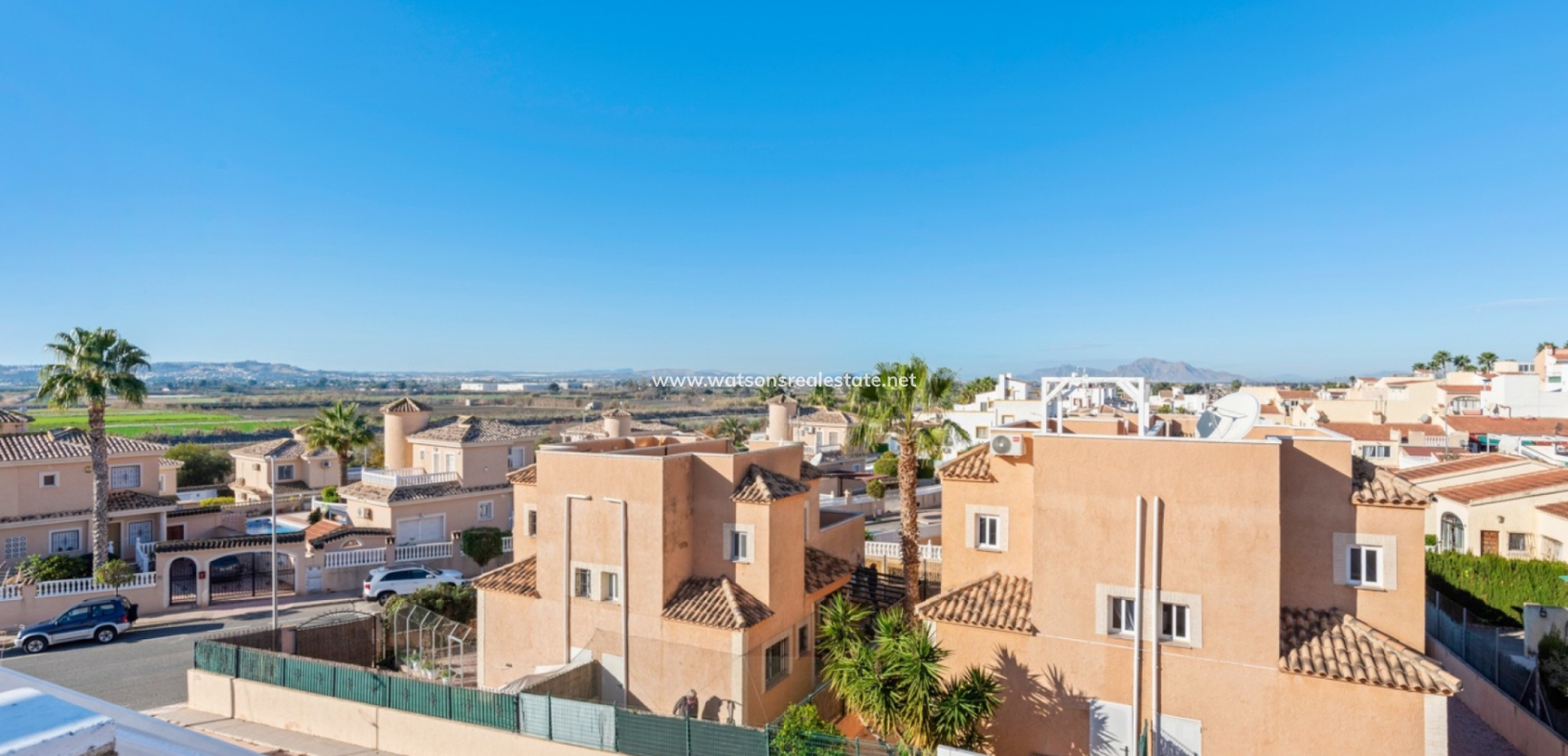 Resale - Semi-Detached - Urb. La Marina