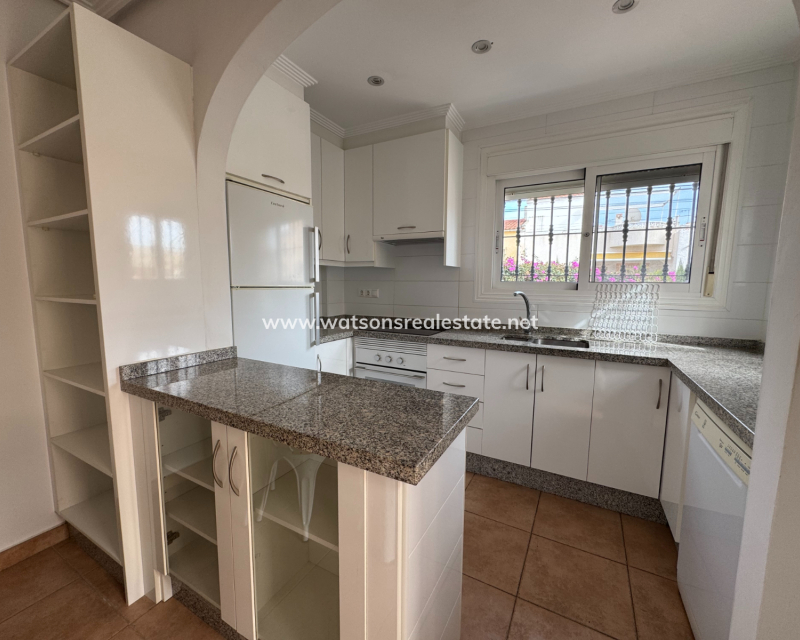 Resale - Semi-Detached - Urb. La Marina