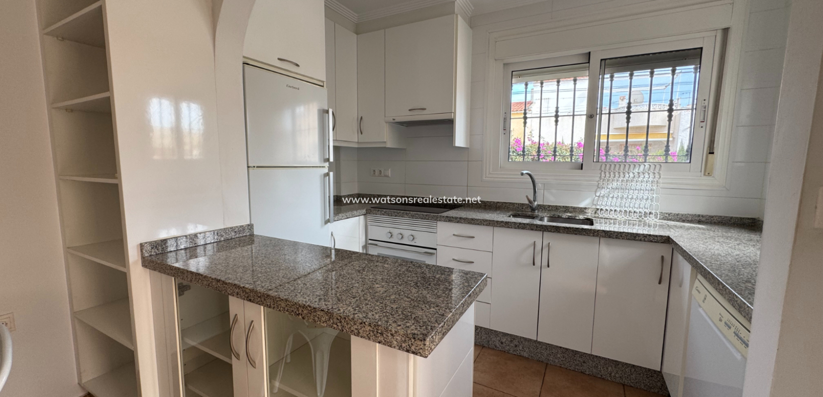 Resale - Semi-Detached - Urb. La Marina